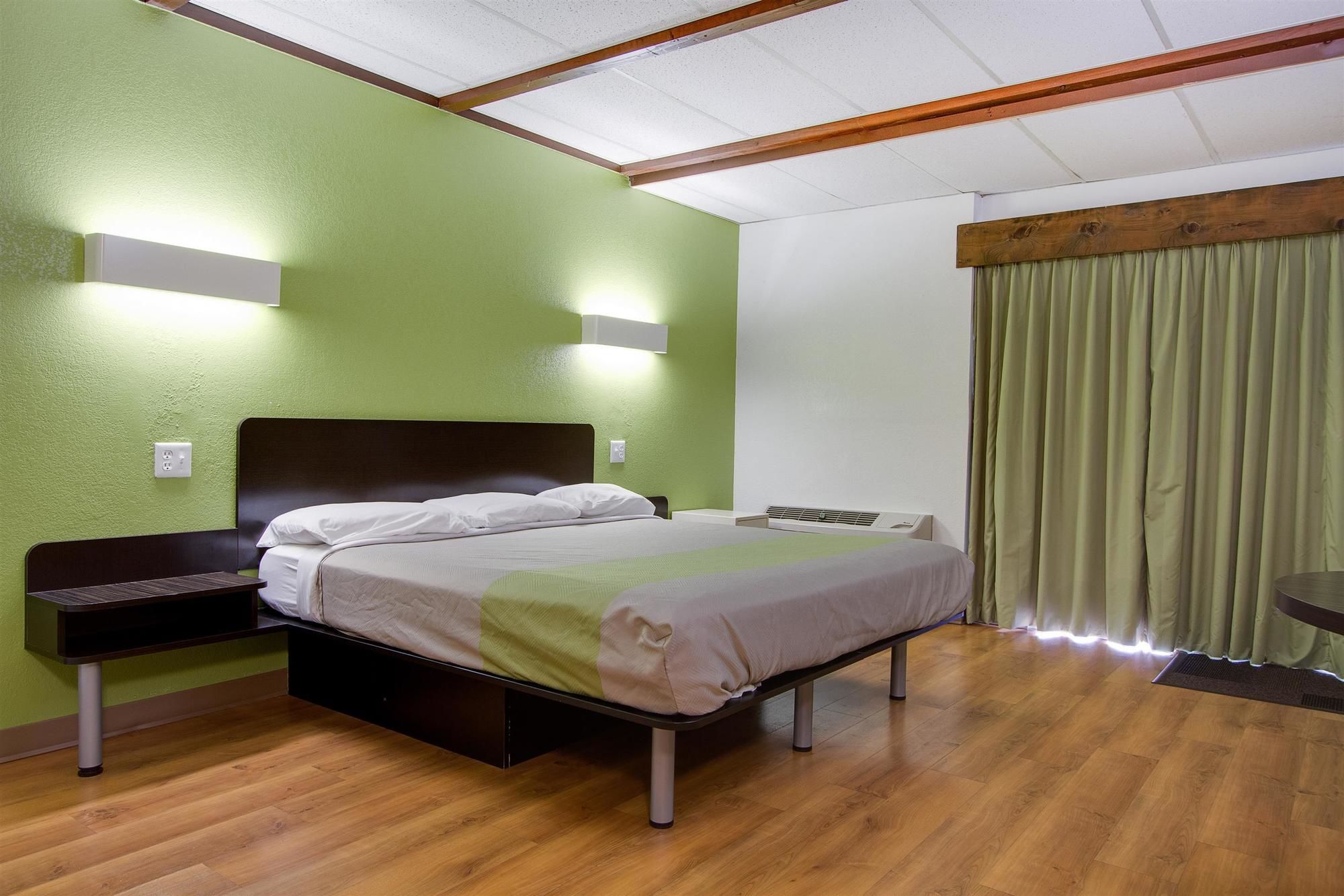 Wingate by Wyndham Geneva at SPIRE Academy