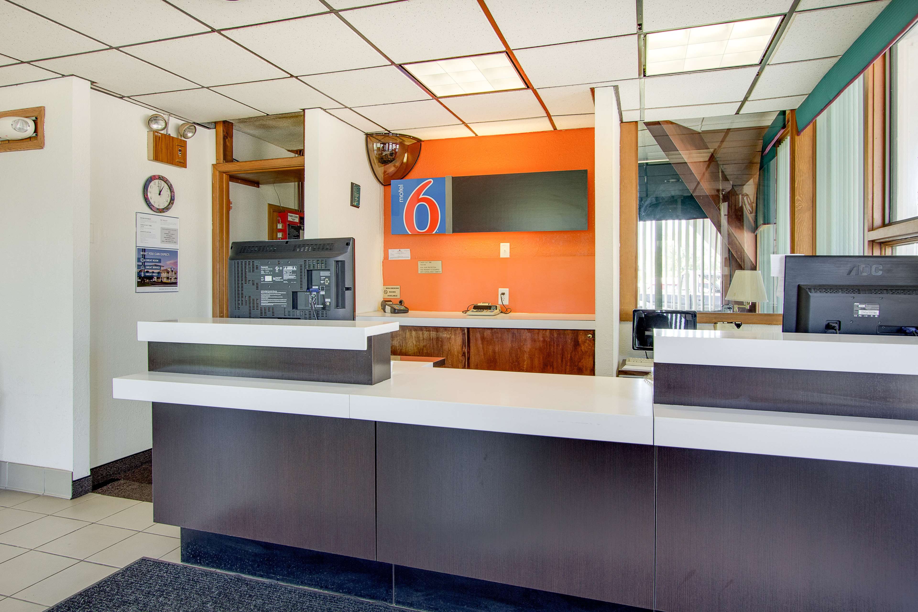 Wingate by Wyndham Geneva at SPIRE Academy