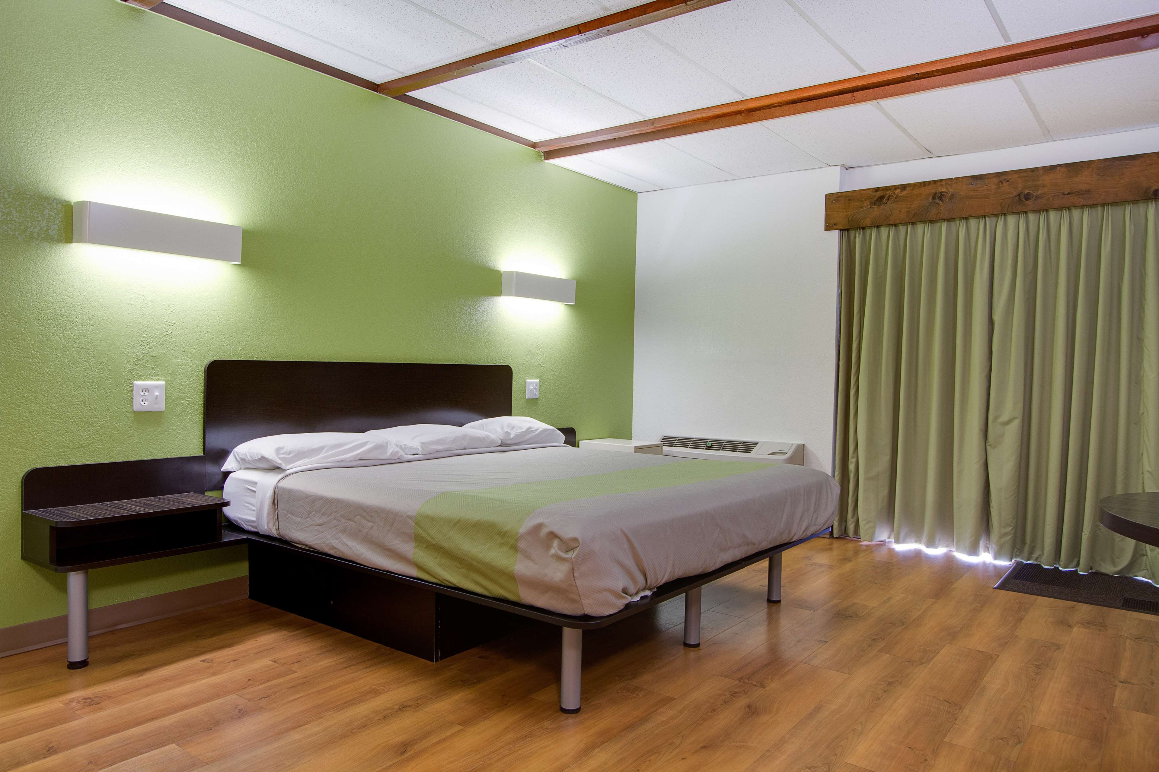 Wingate by Wyndham Geneva at SPIRE Academy