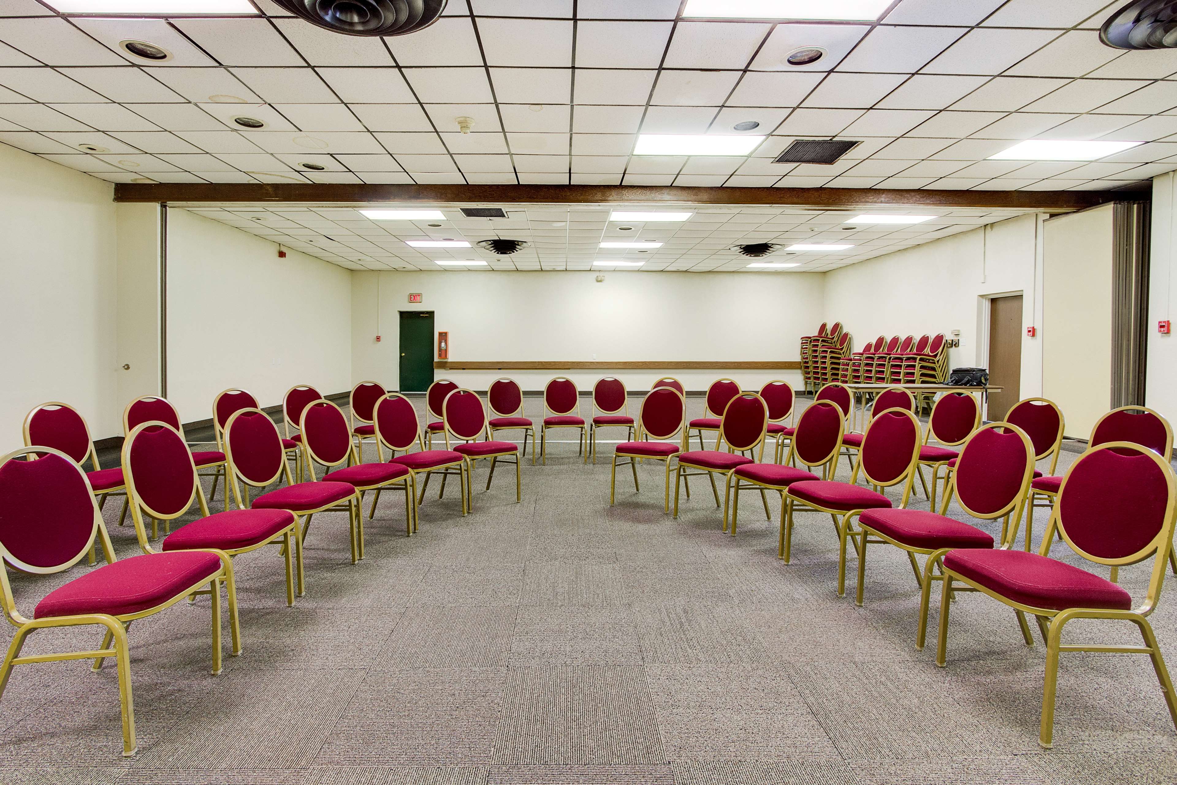 Wingate by Wyndham Geneva at SPIRE Academy