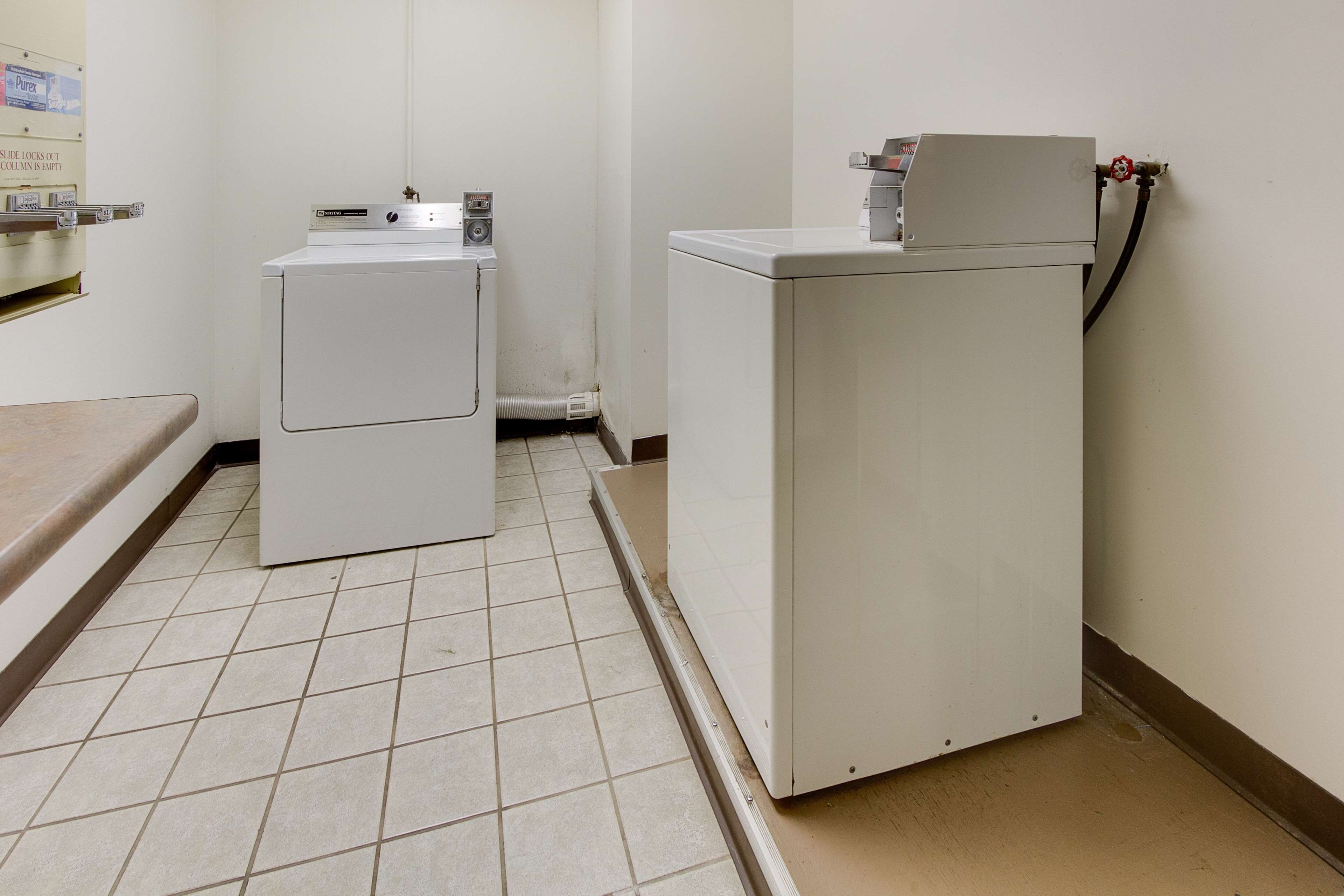 Wingate by Wyndham Geneva at SPIRE Academy