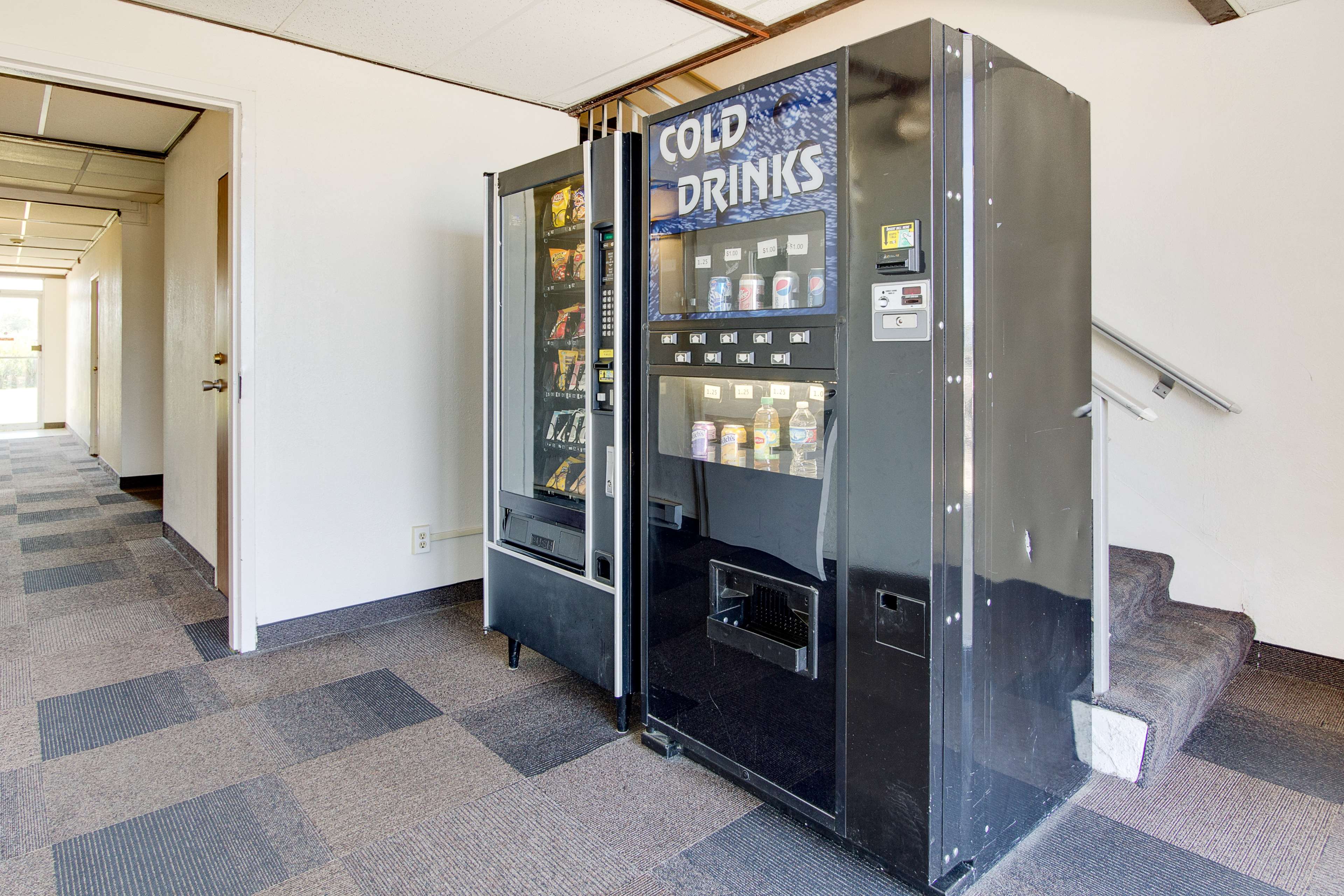 Wingate by Wyndham Geneva at SPIRE Academy