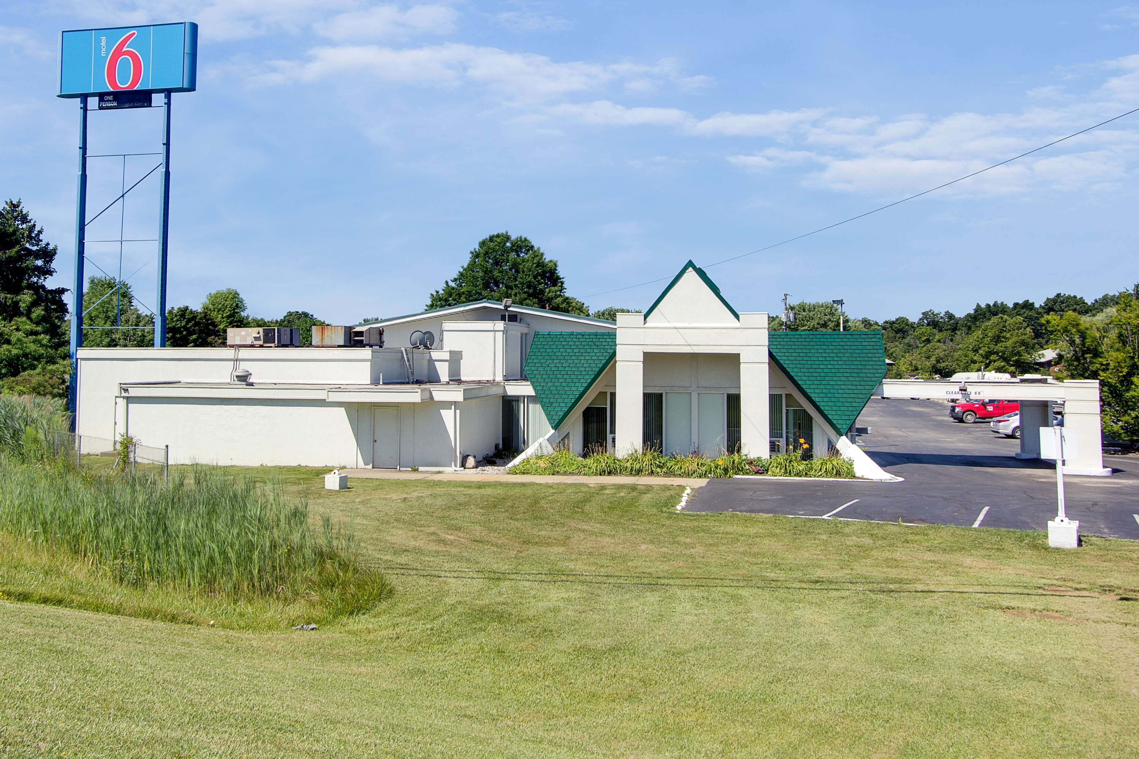 Wingate by Wyndham Geneva at SPIRE Academy