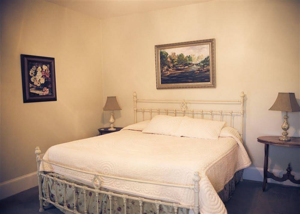 The Glendalia Boutique Hotel & Culinary Studio