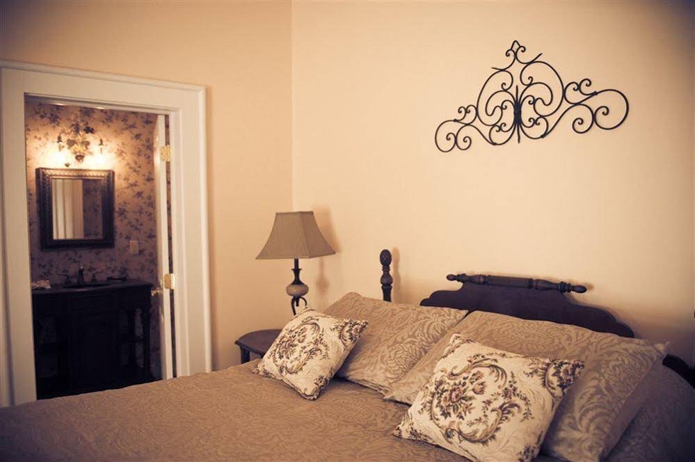 The Glendalia Boutique Hotel & Culinary Studio