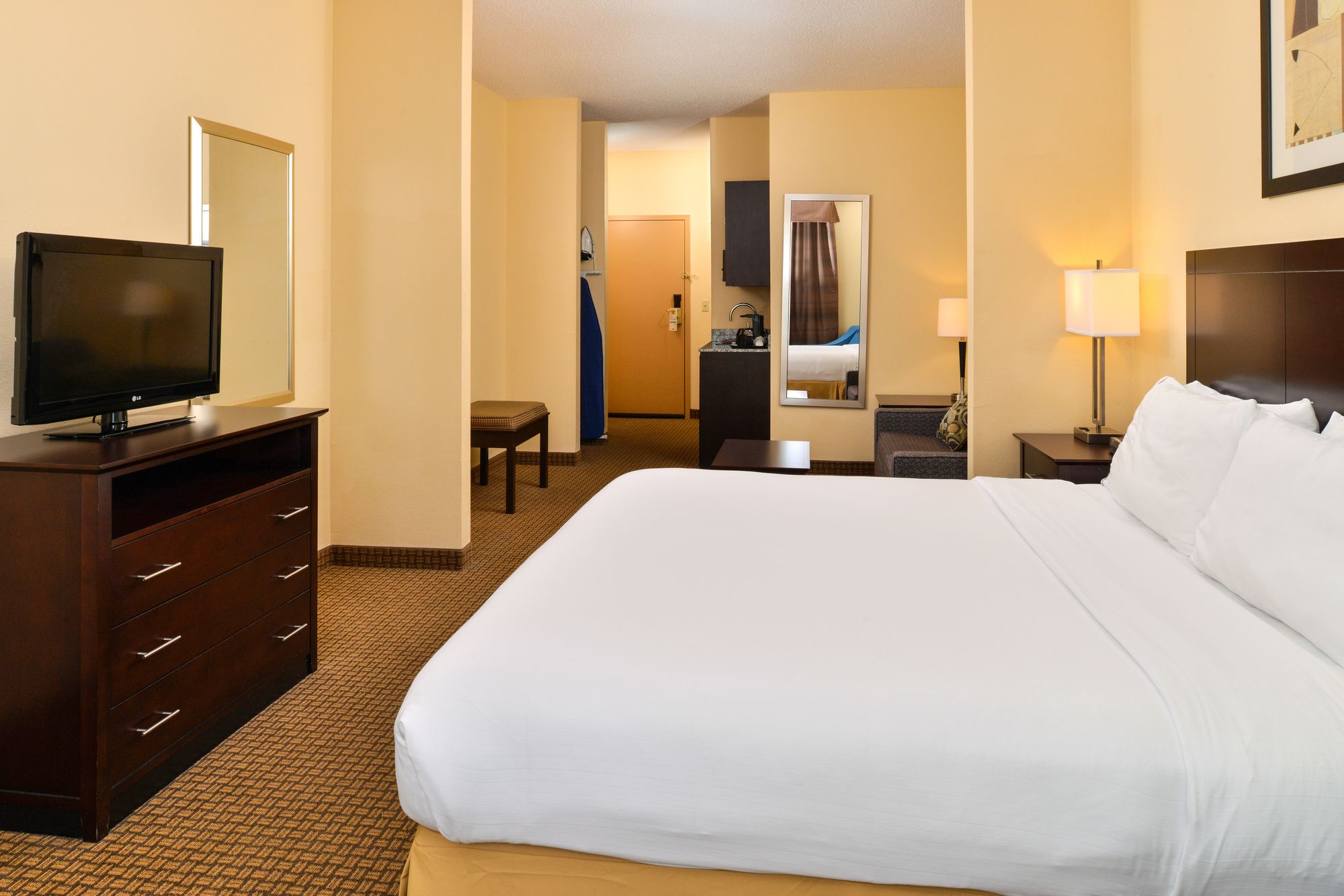 Holiday Inn Express & Suites Greenville