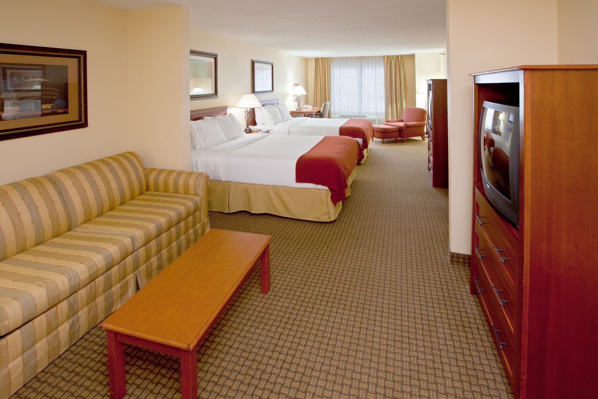 Holiday Inn Express & Suites Greenville