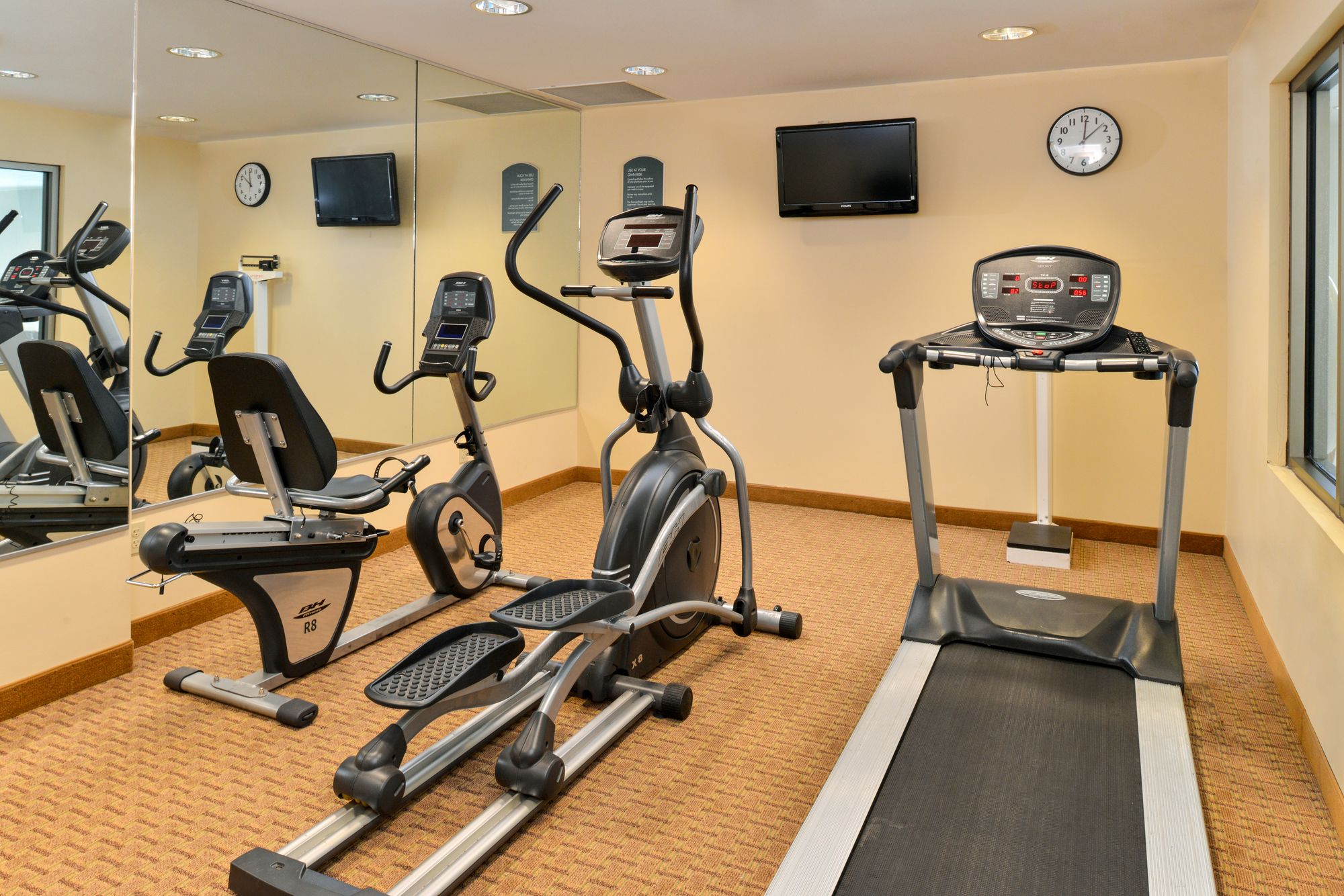 Holiday Inn Express & Suites Greenville