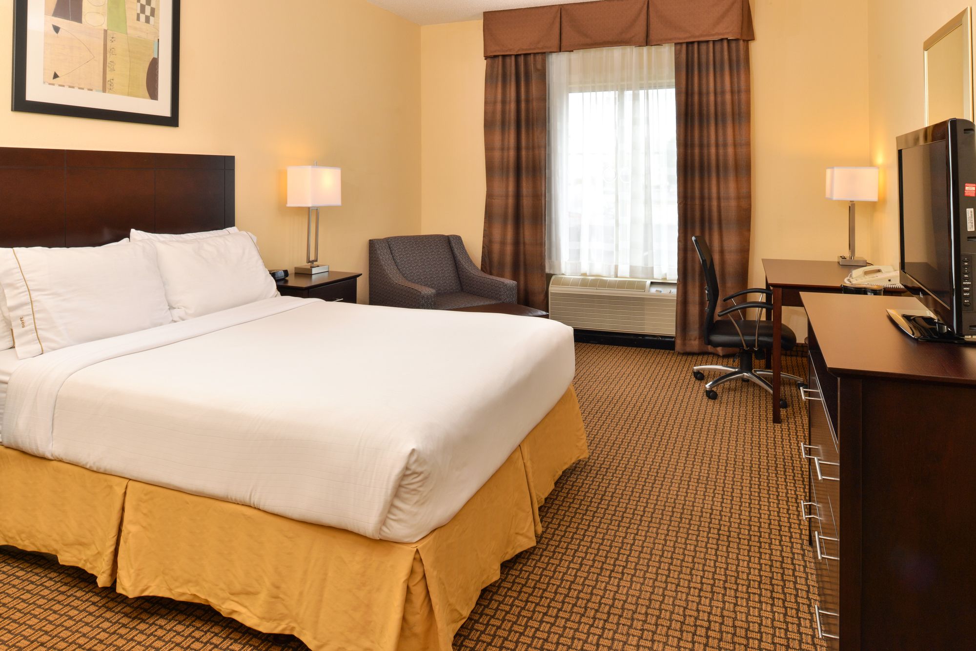 Holiday Inn Express & Suites Greenville
