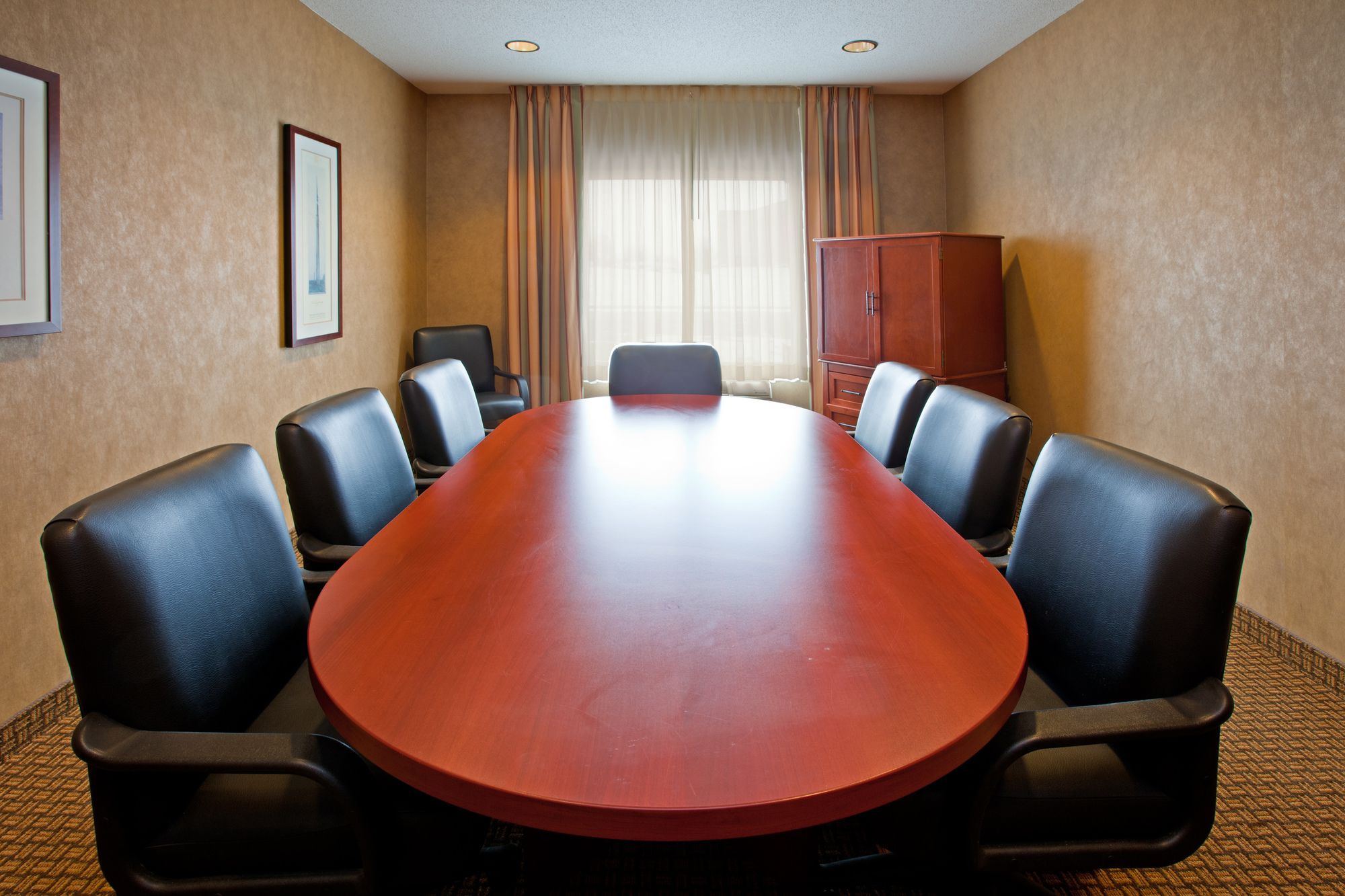 Holiday Inn Express & Suites Greenville