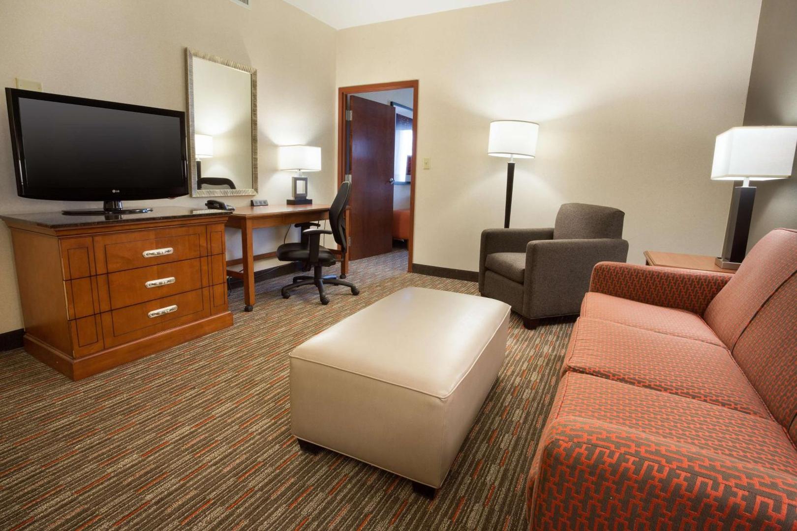Drury Inn & Suites Columbus Grove City