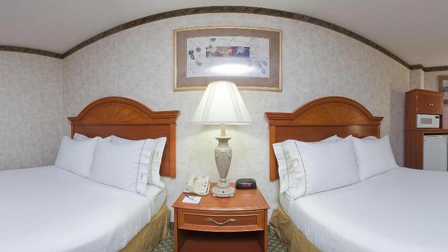 Holiday Inn Express & Suites Columbus SW - Grove City