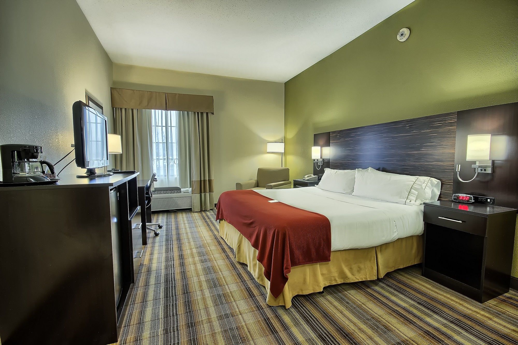 Holiday Inn Express & Suites Columbus SW - Grove City