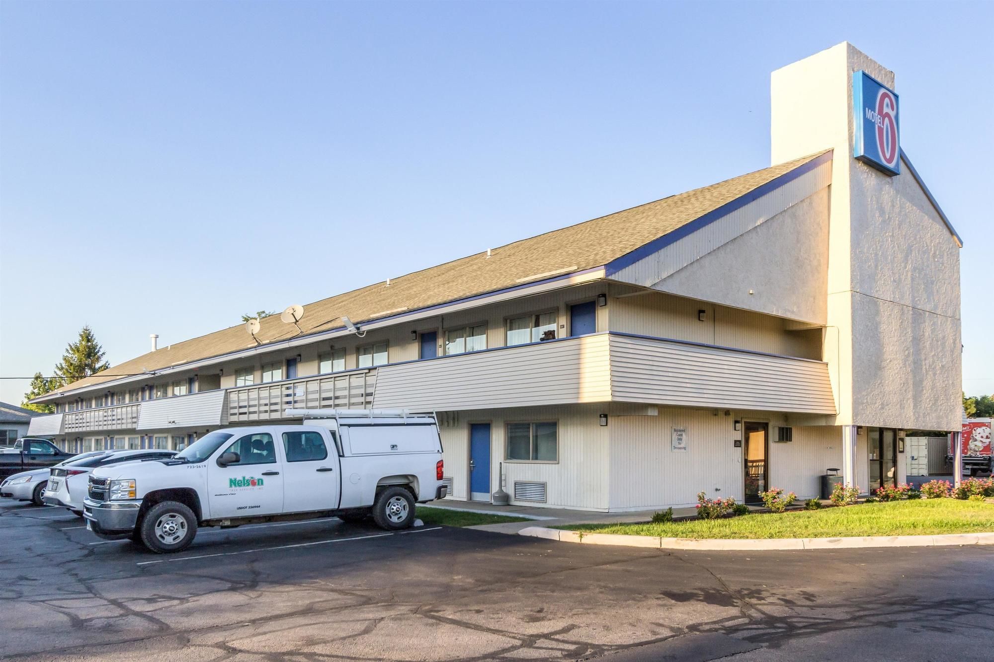 Motel 6 Grove City Ohio