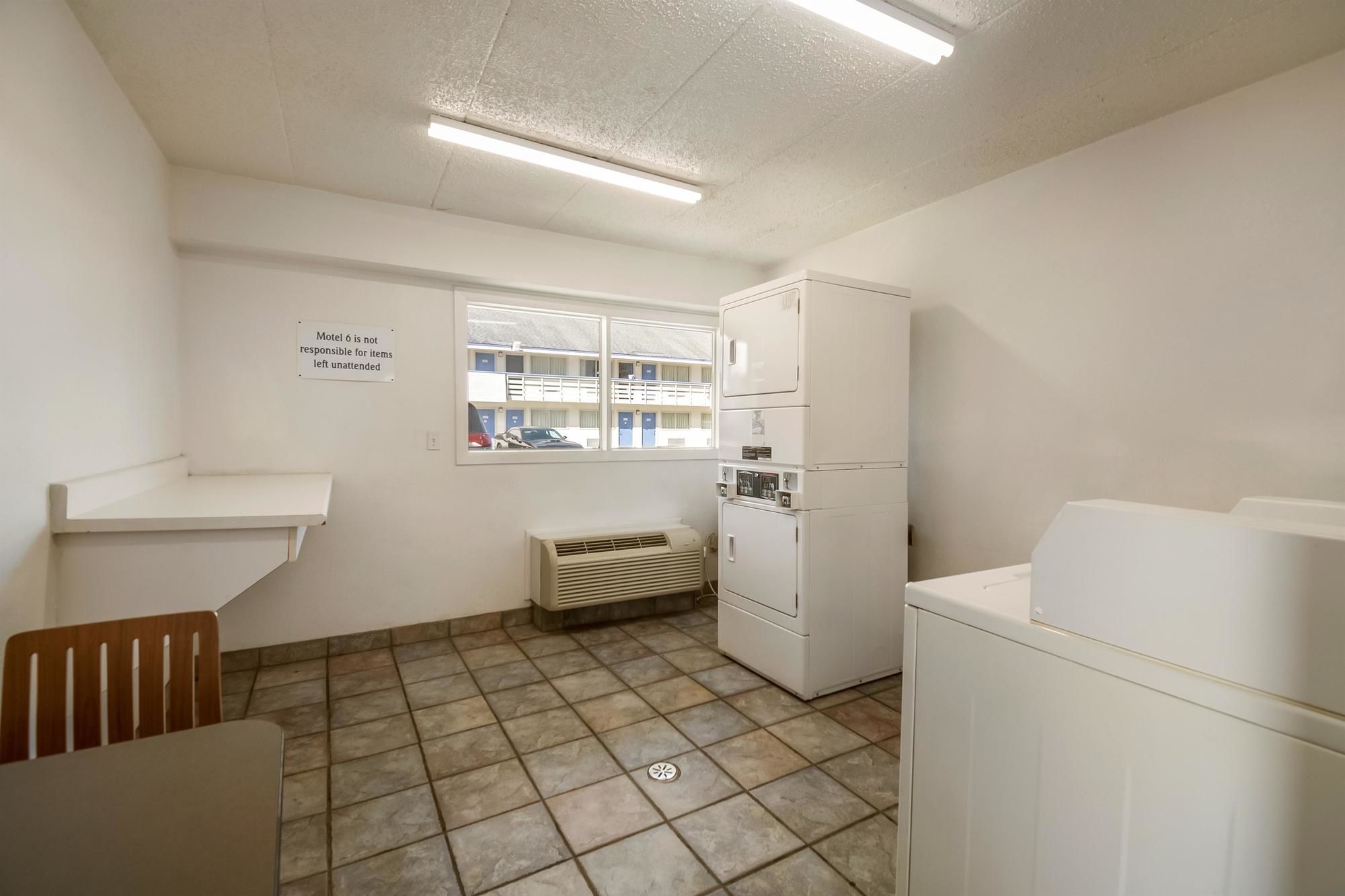 Motel 6 Grove City Ohio