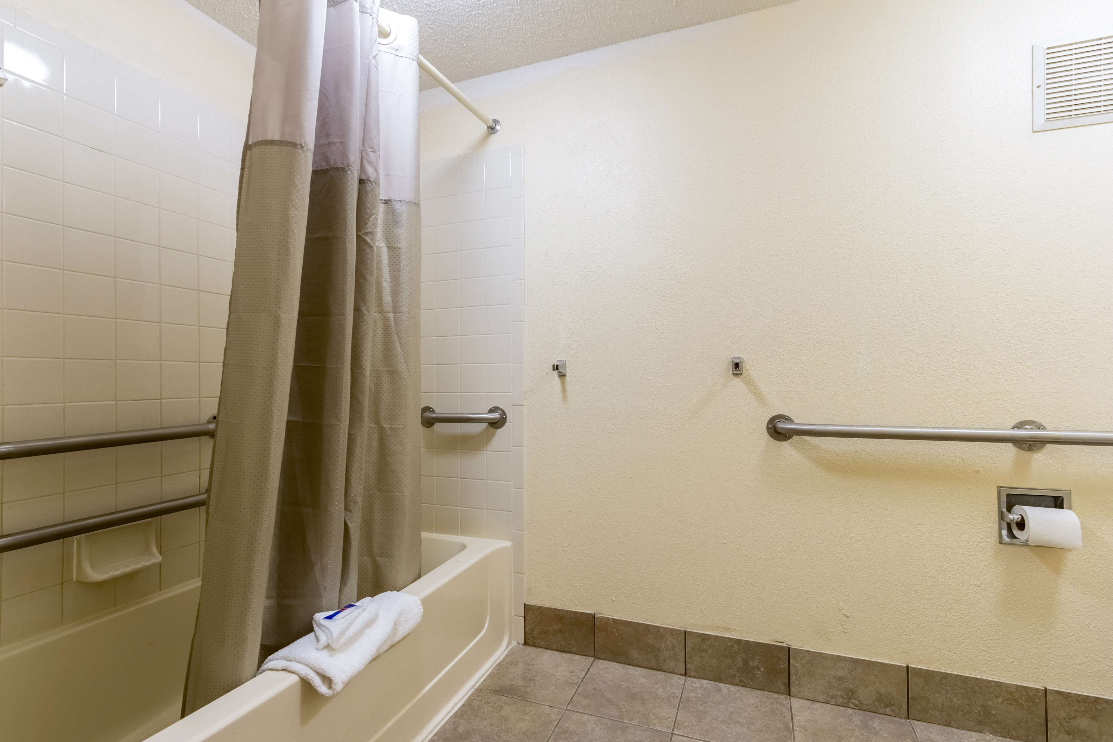 Motel 6 Grove City Ohio