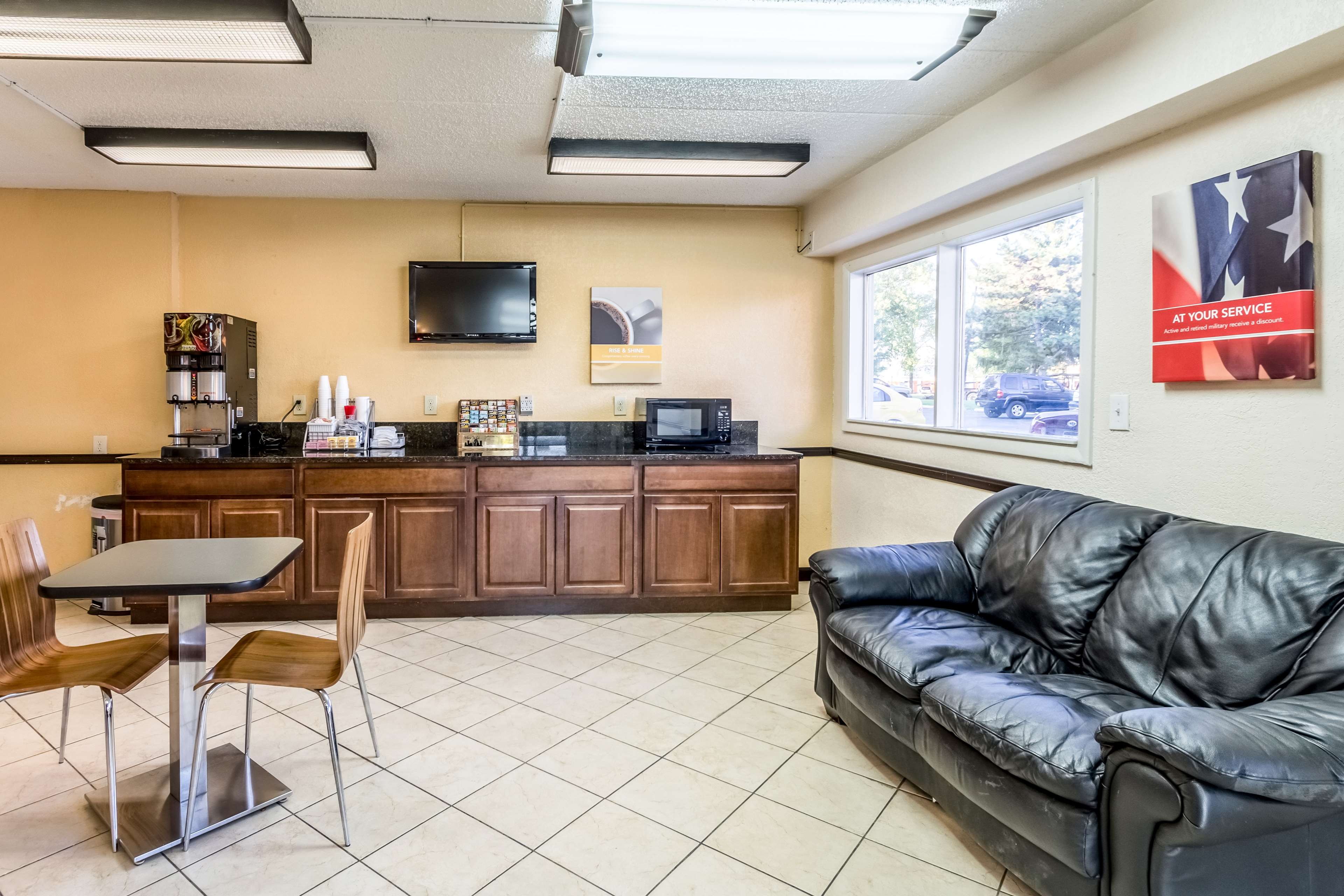 Motel 6 Grove City Ohio