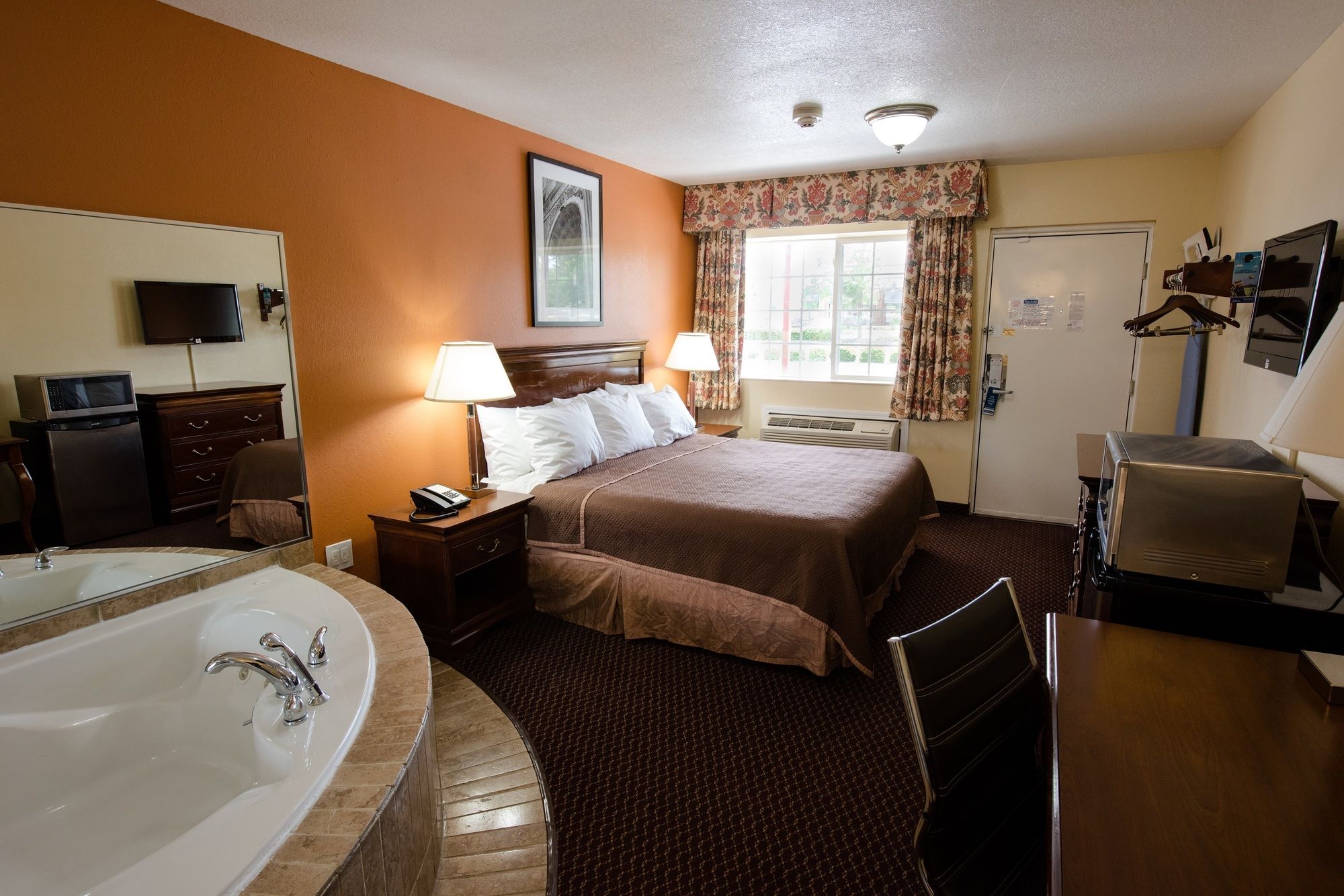 Grove City Travel Inn by OYO Columbus South