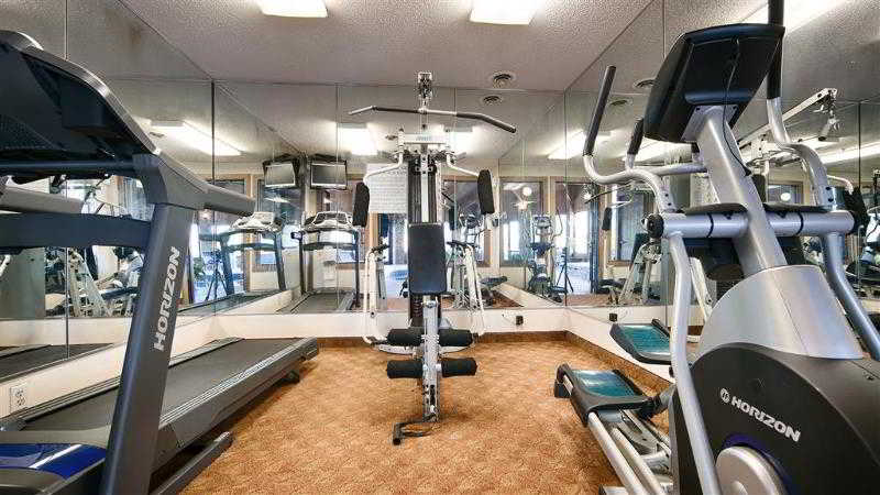 Best Western Lakewood Inn