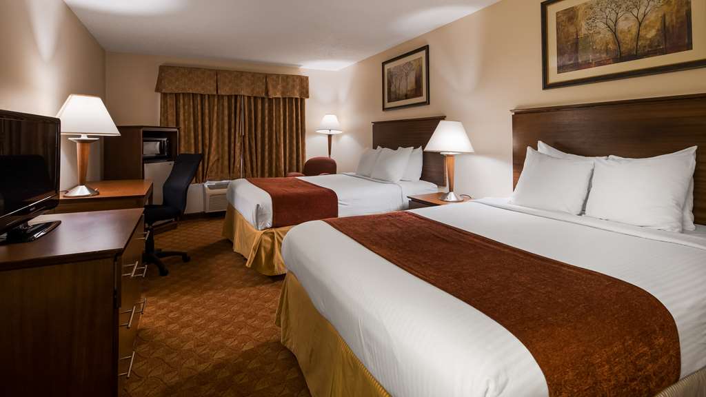 Best Western Lakewood Inn