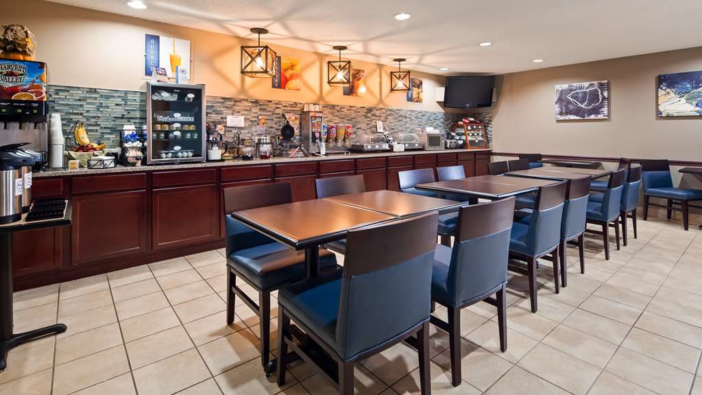 Best Western Lakewood Inn