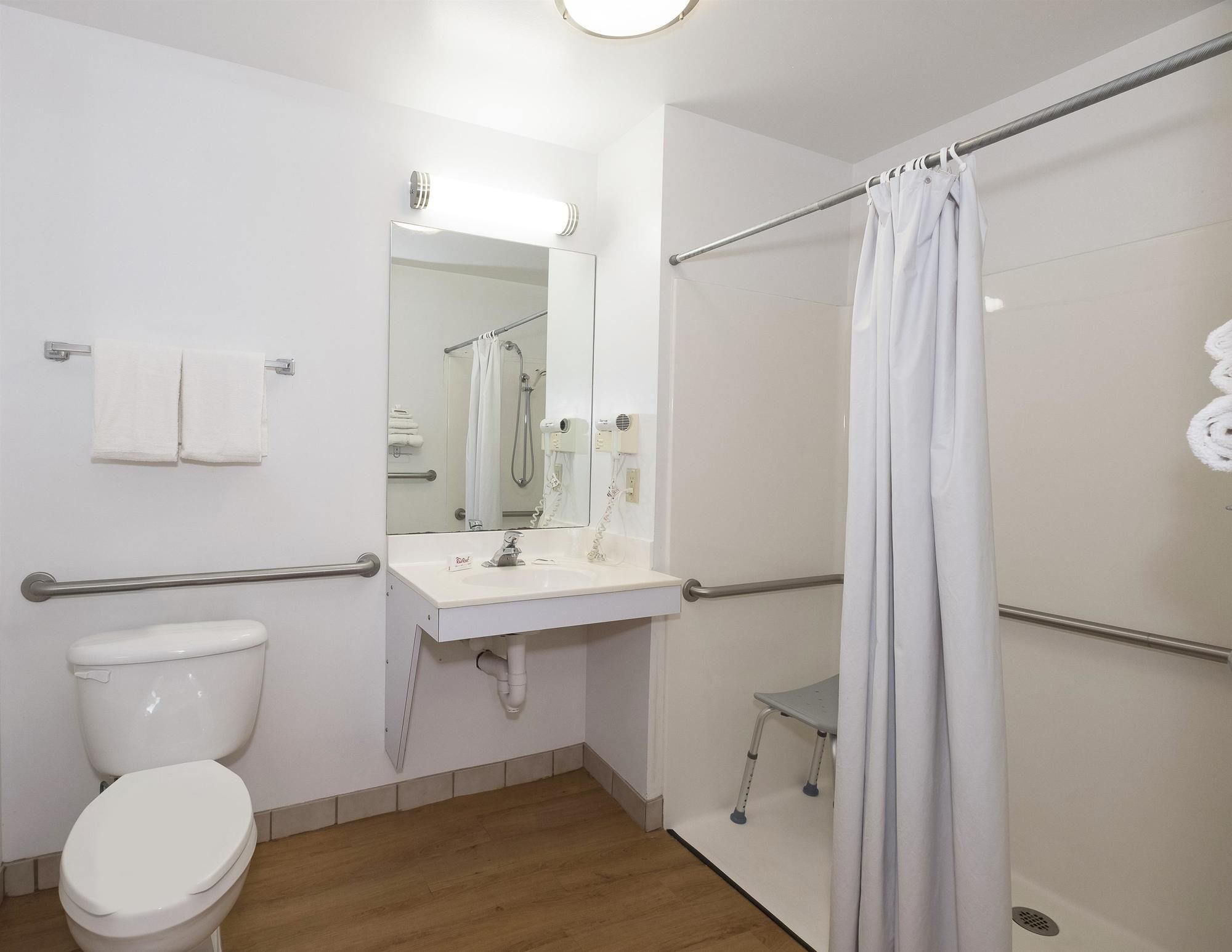 Red Roof Inn Columbus - Hebron