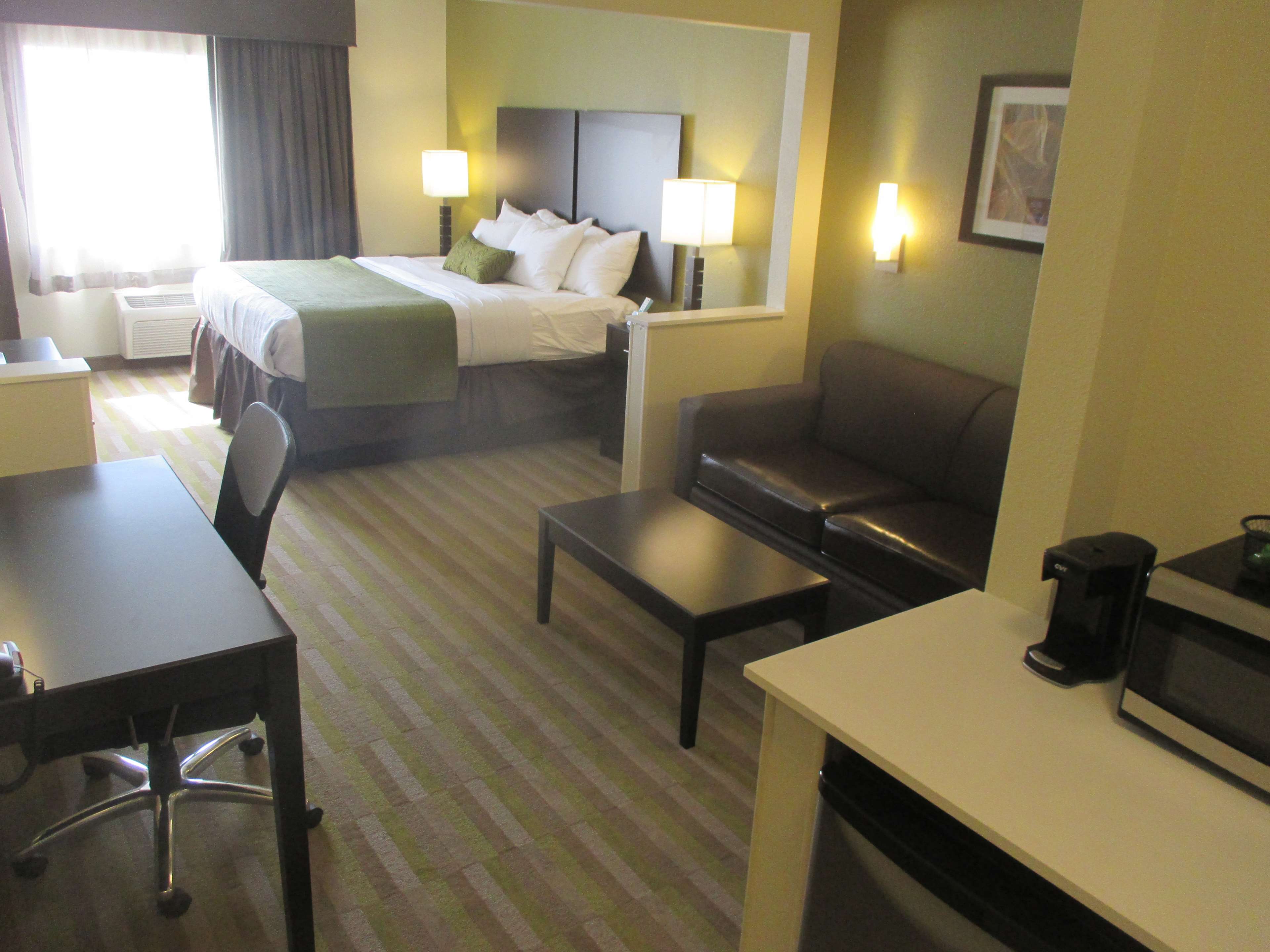 Best Western Hilliard Inn & Suites