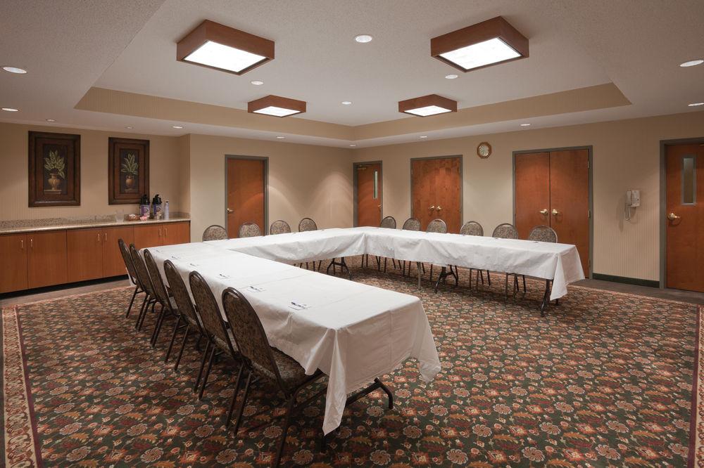 Holiday Inn Express & Suites Bryan-Montpelier