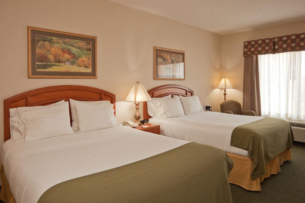 Holiday Inn Express & Suites Bryan-Montpelier
