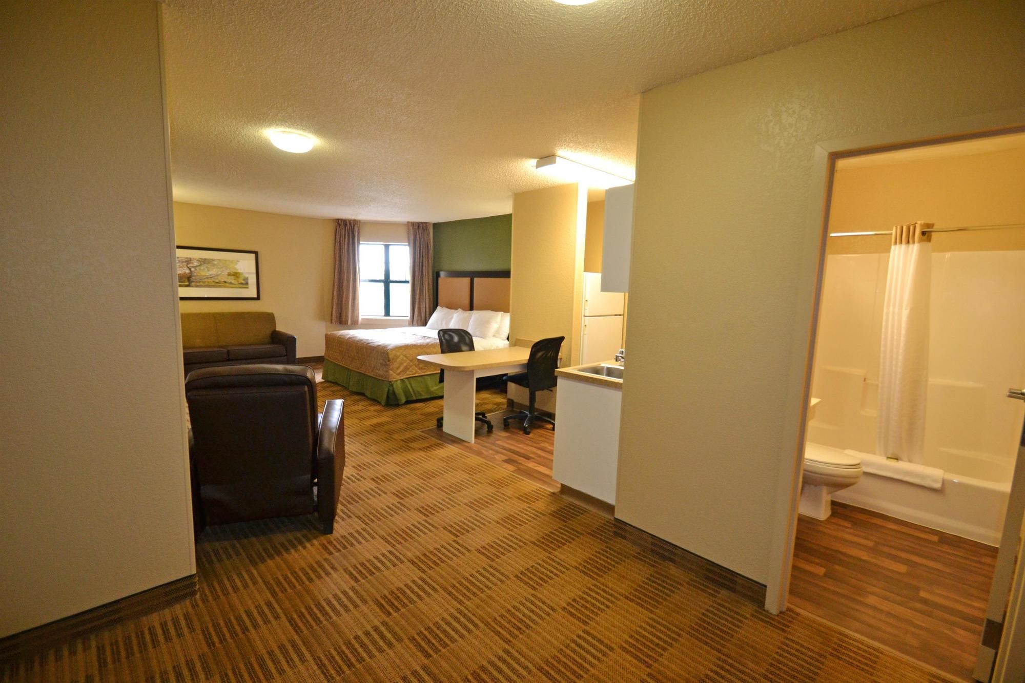 Extended Stay America Toledo Holland