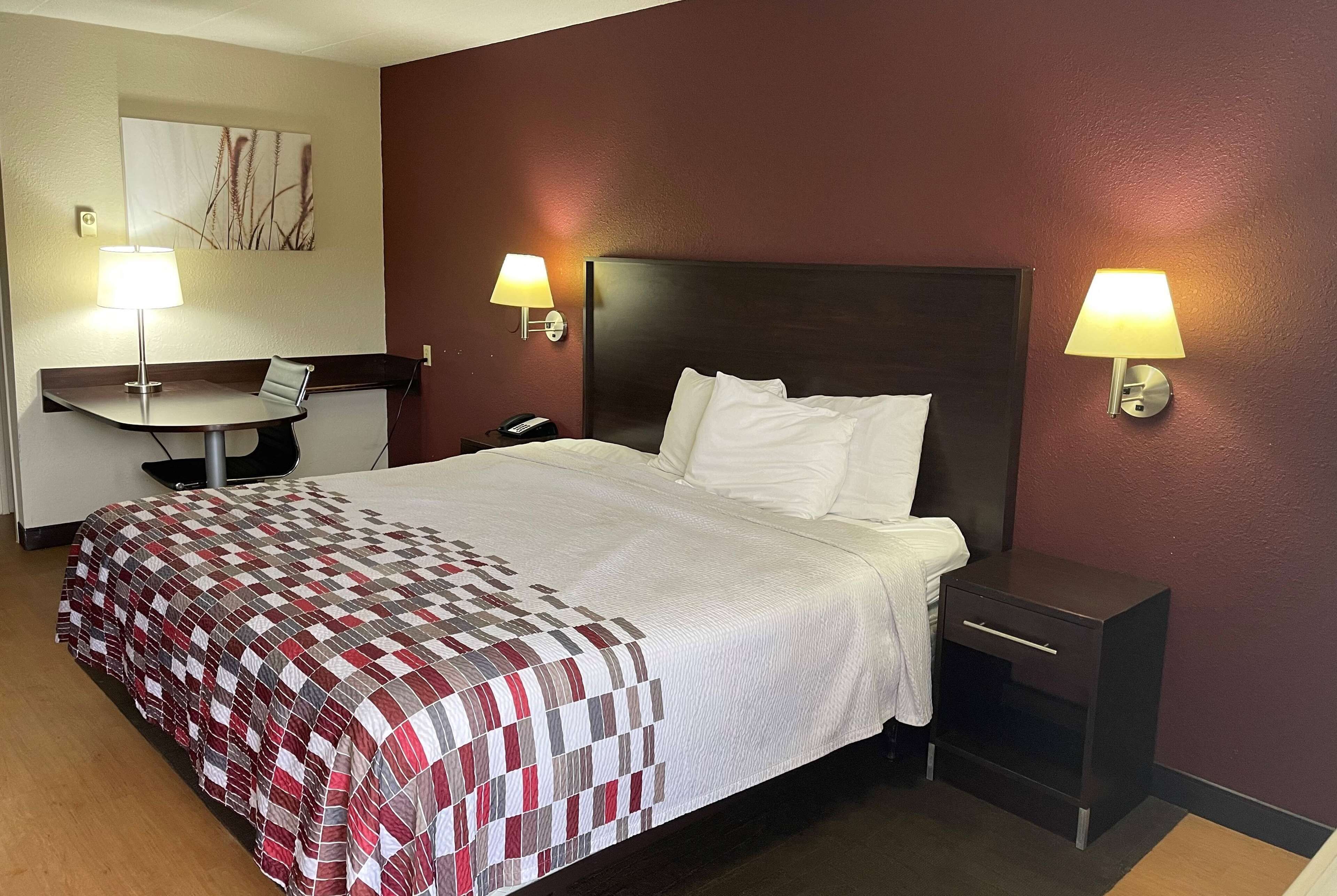 Travelodge By Wyndham Holland/Toledo