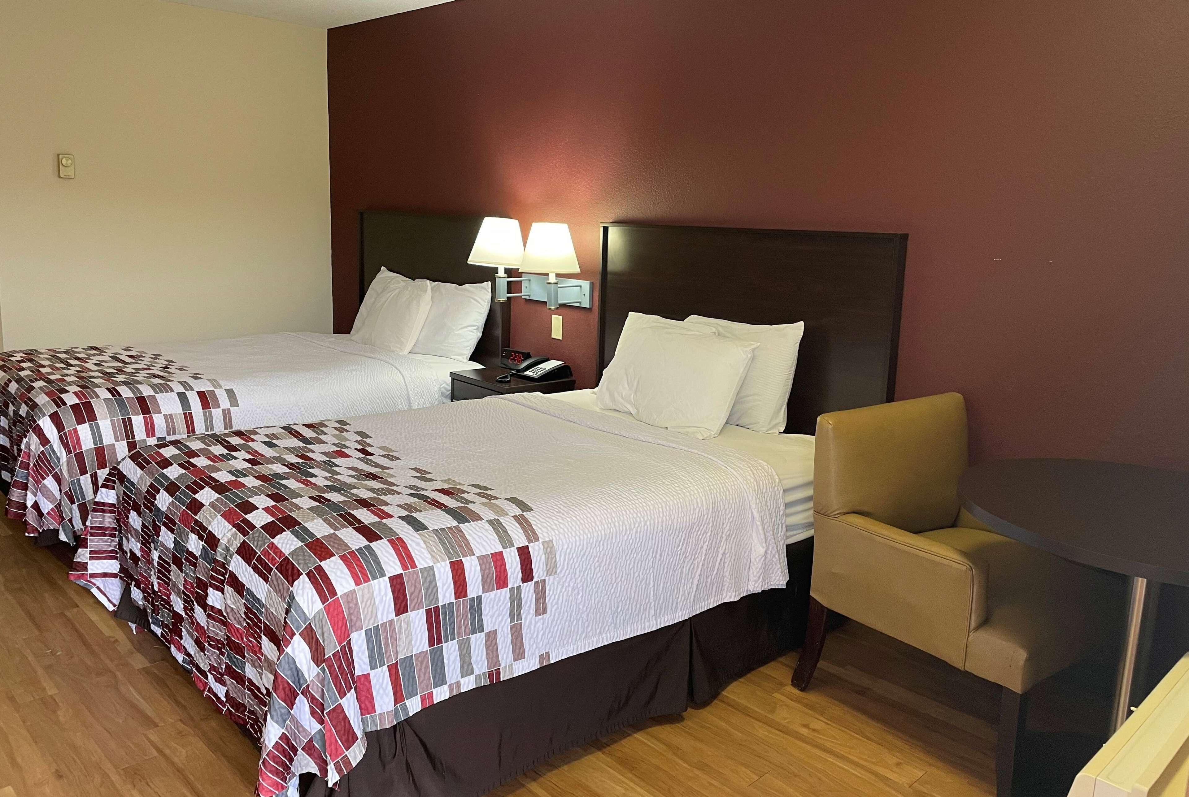 Travelodge By Wyndham Holland/Toledo