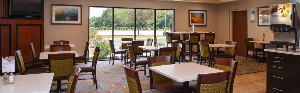 Holiday Inn Express Hotel & Suites Dayton - Huber Heights
