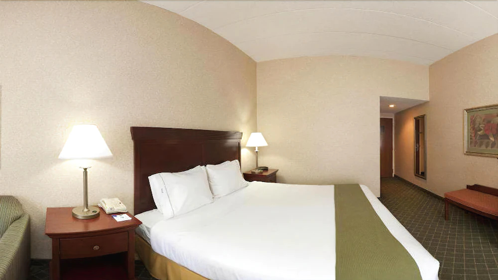 Holiday Inn Express Hotel & Suites Dayton - Huber Heights