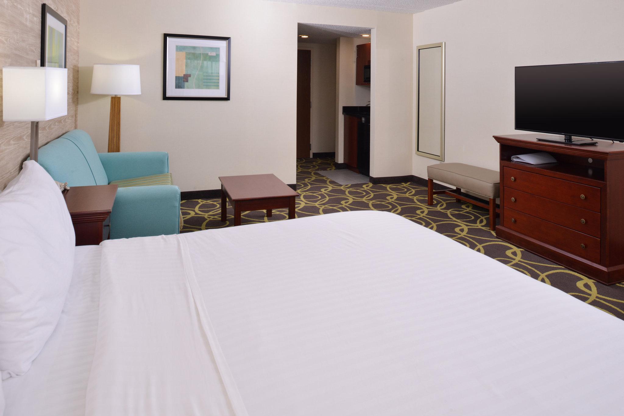Holiday Inn Express Hotel & Suites Dayton - Huber Heights