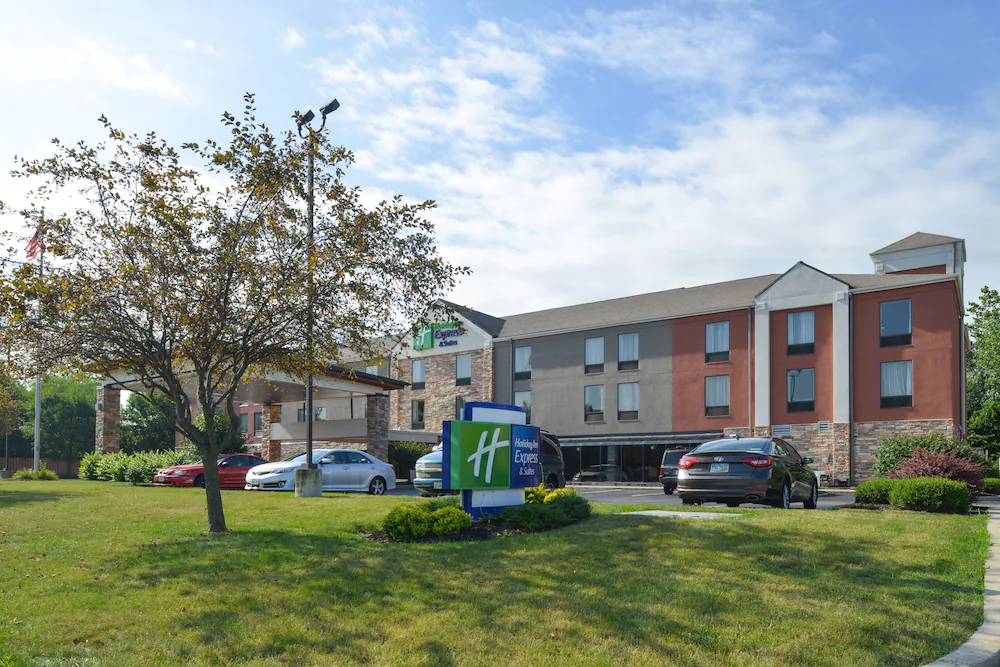 Holiday Inn Express Hotel & Suites Dayton - Huber Heights