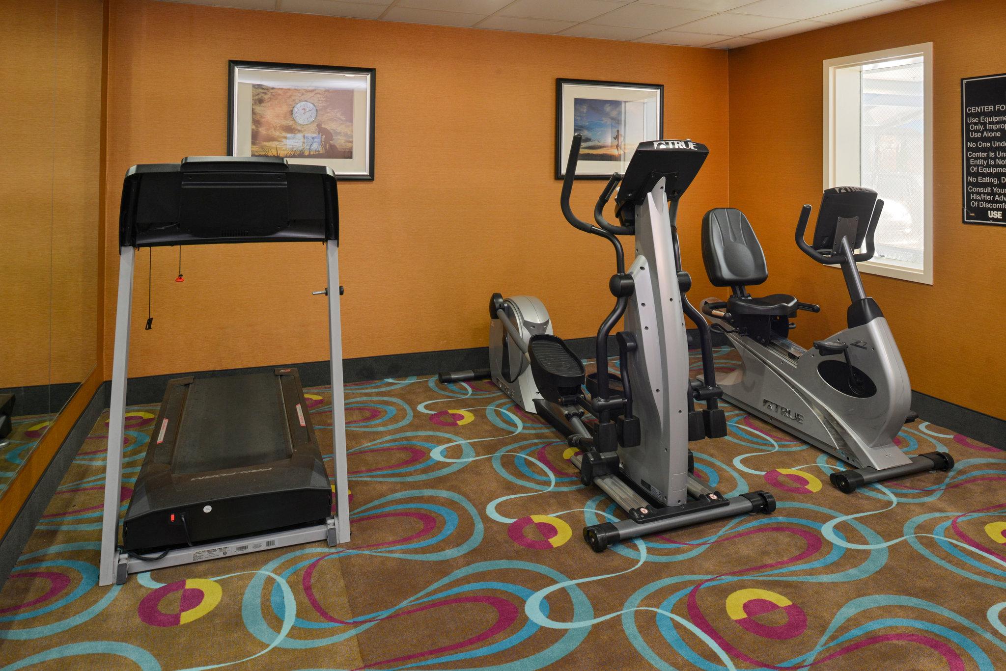 Holiday Inn Express Hotel & Suites Dayton - Huber Heights
