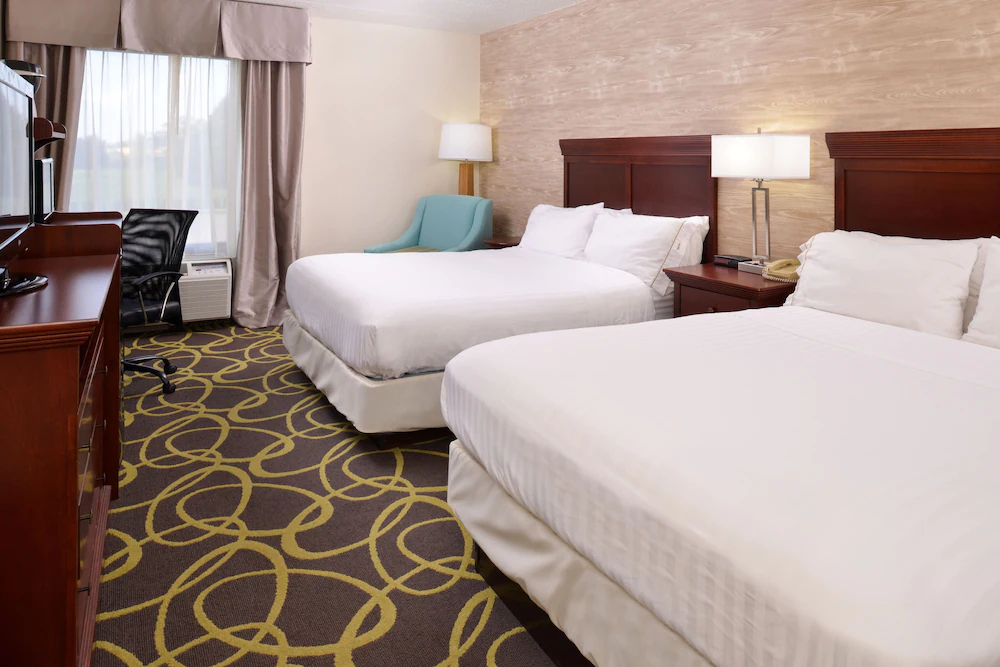 Holiday Inn Express Hotel & Suites Dayton - Huber Heights
