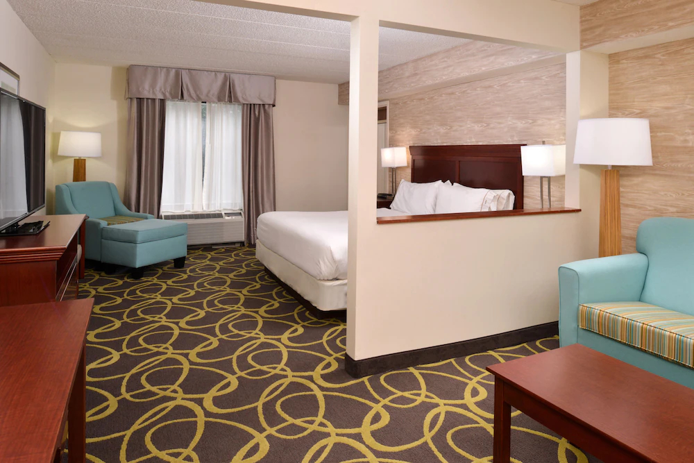 Holiday Inn Express Hotel & Suites Dayton - Huber Heights