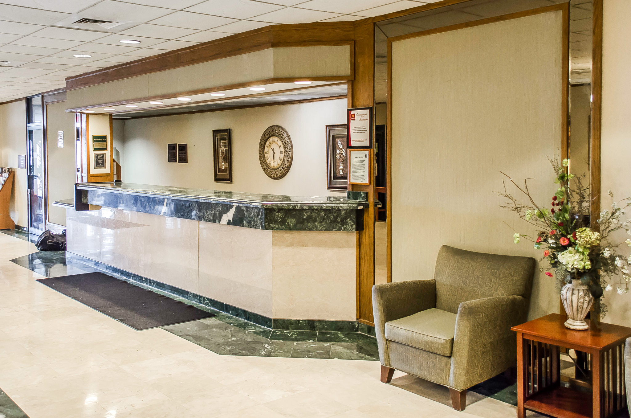 Norwood Inn Hudson Conference Center