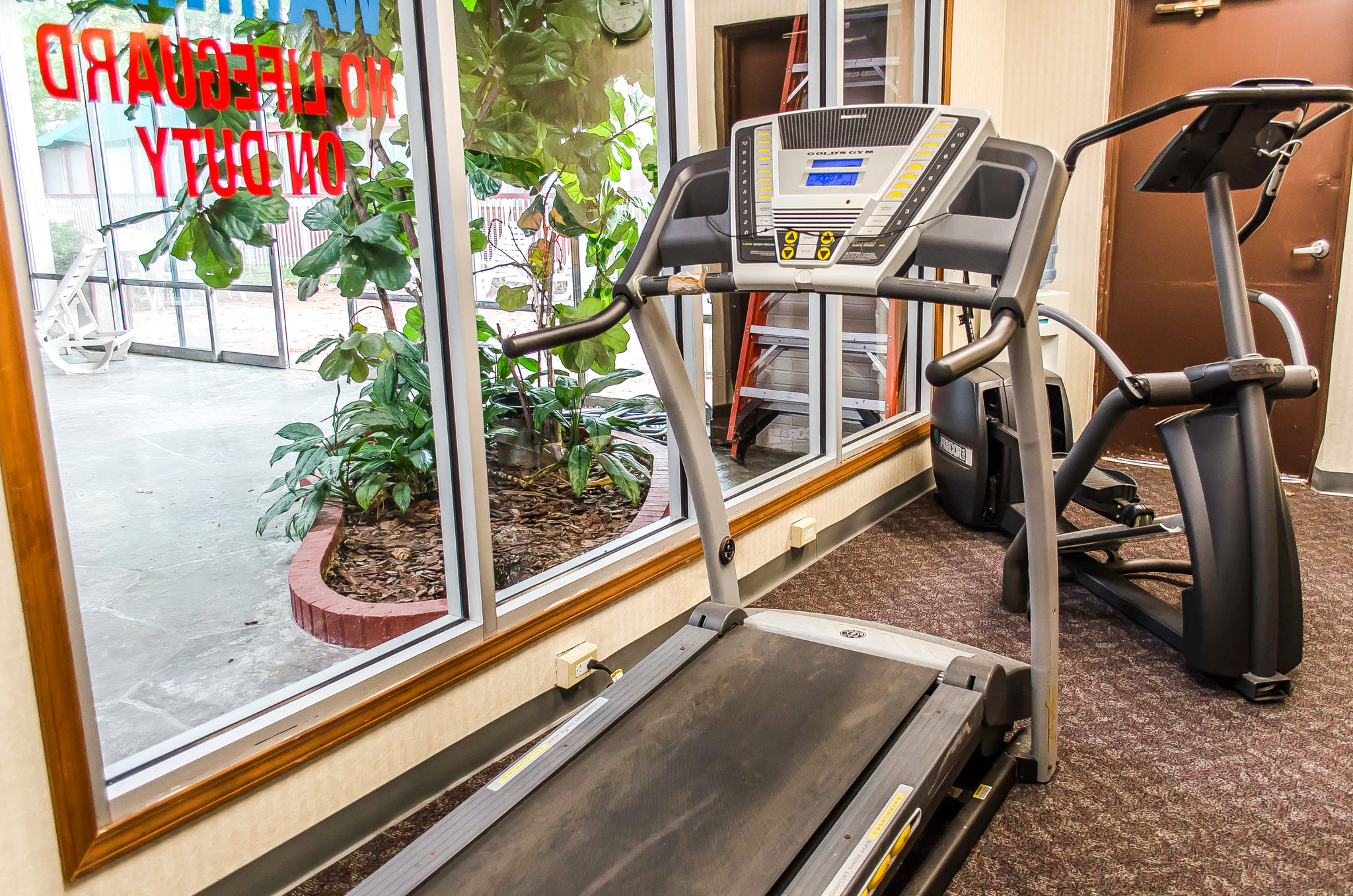 Norwood Inn Hudson Conference Center