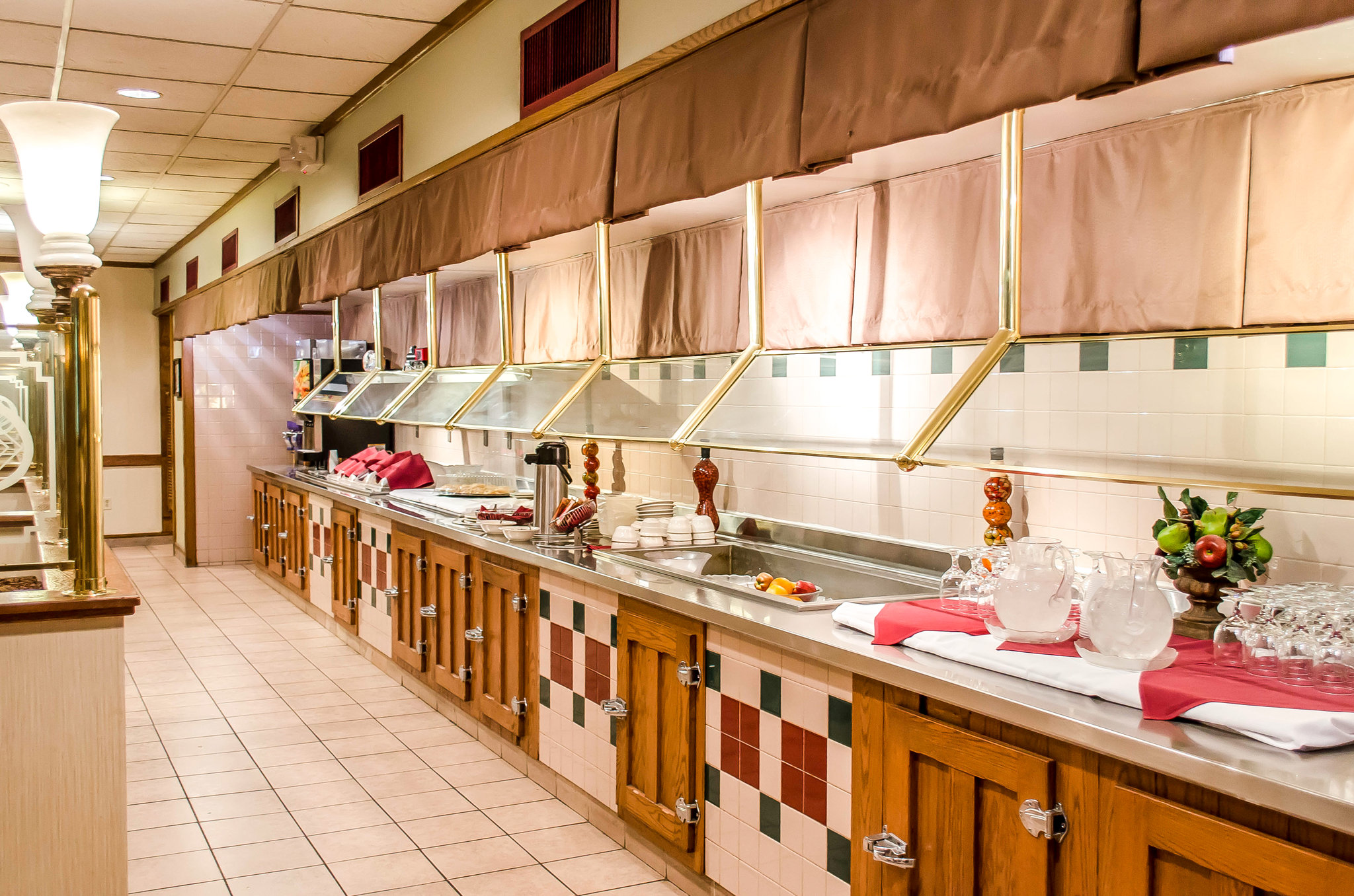 Norwood Inn Hudson Conference Center