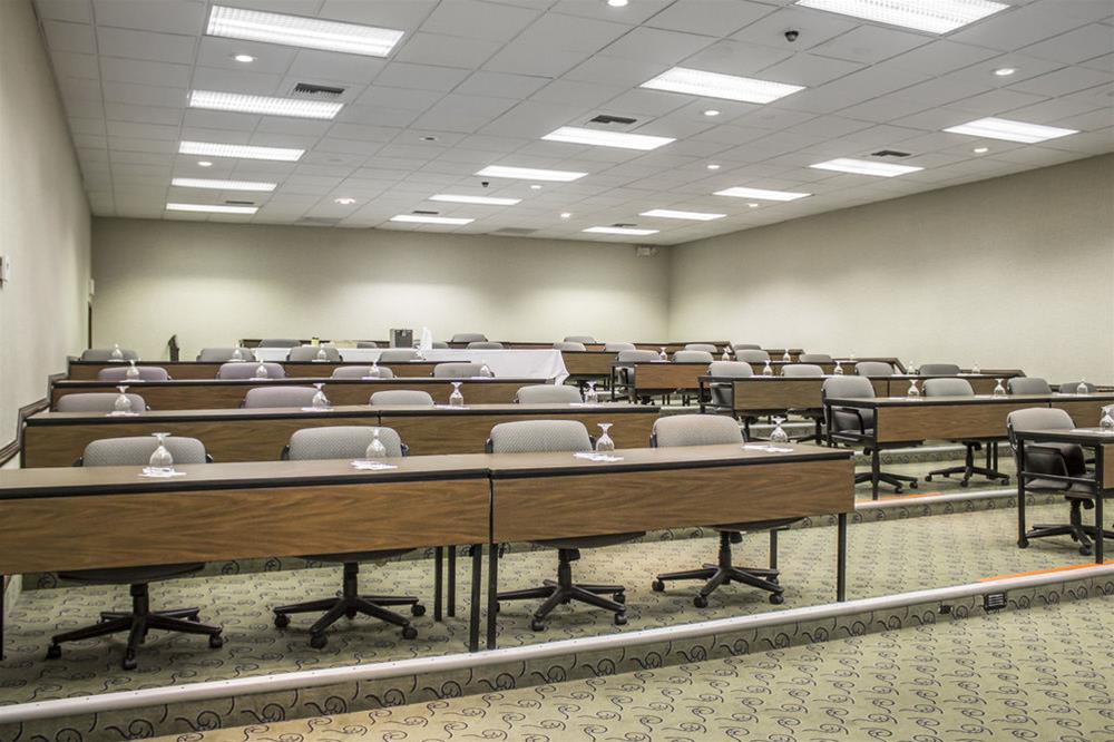 Norwood Inn Hudson Conference Center