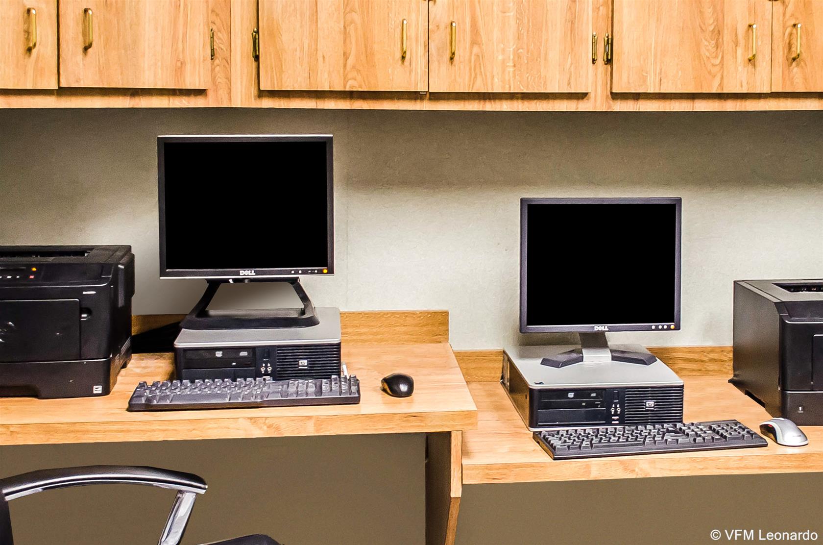 Norwood Inn Hudson Conference Center