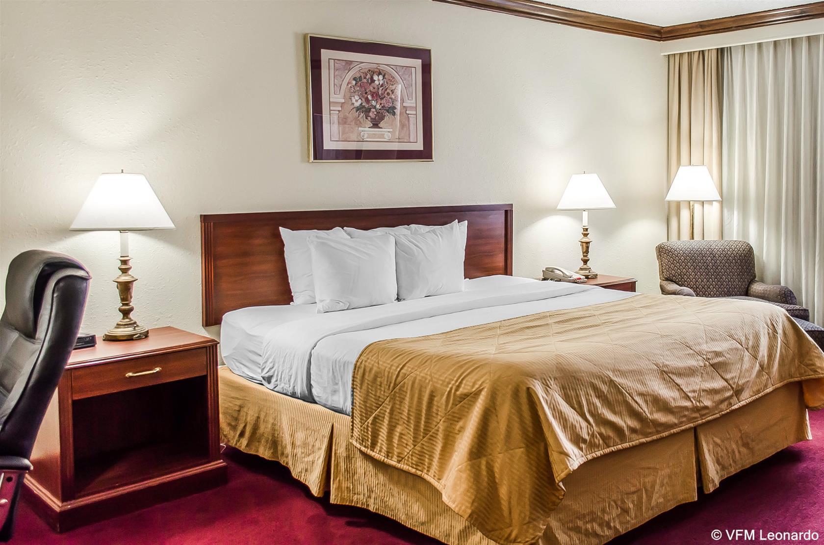 Norwood Inn Hudson Conference Center