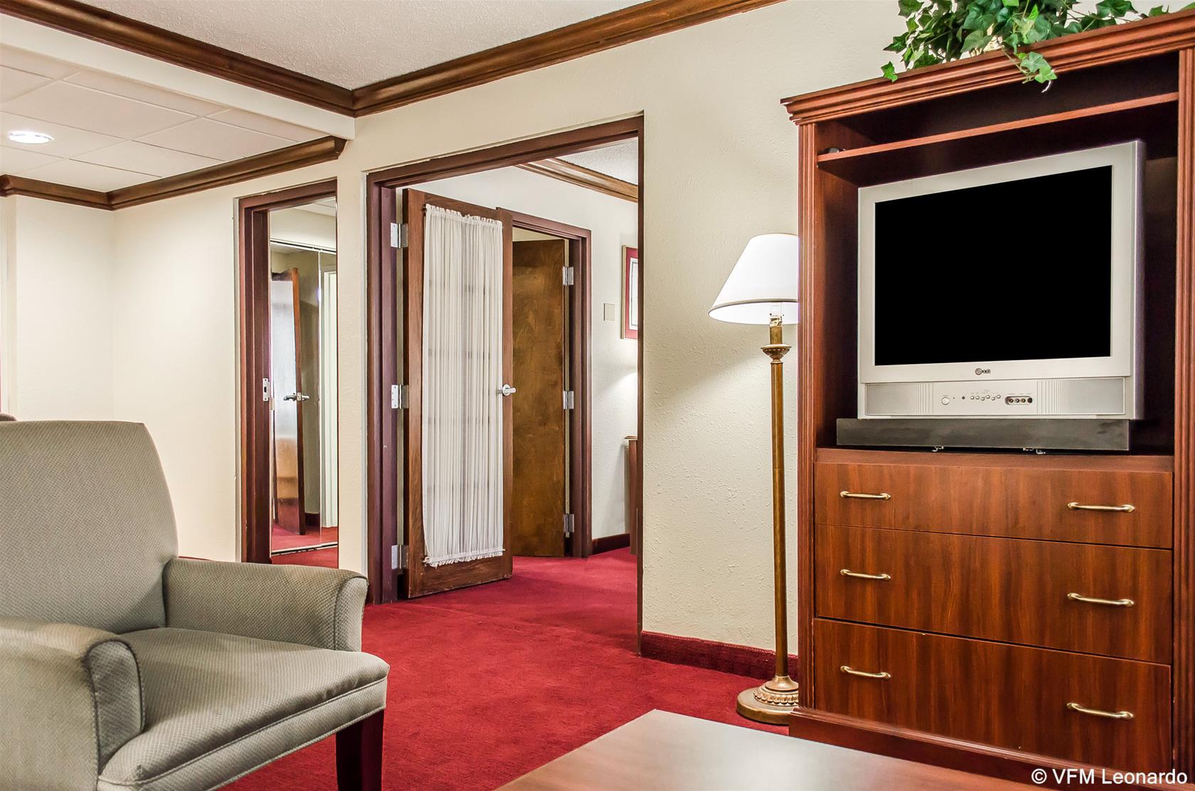 Norwood Inn Hudson Conference Center