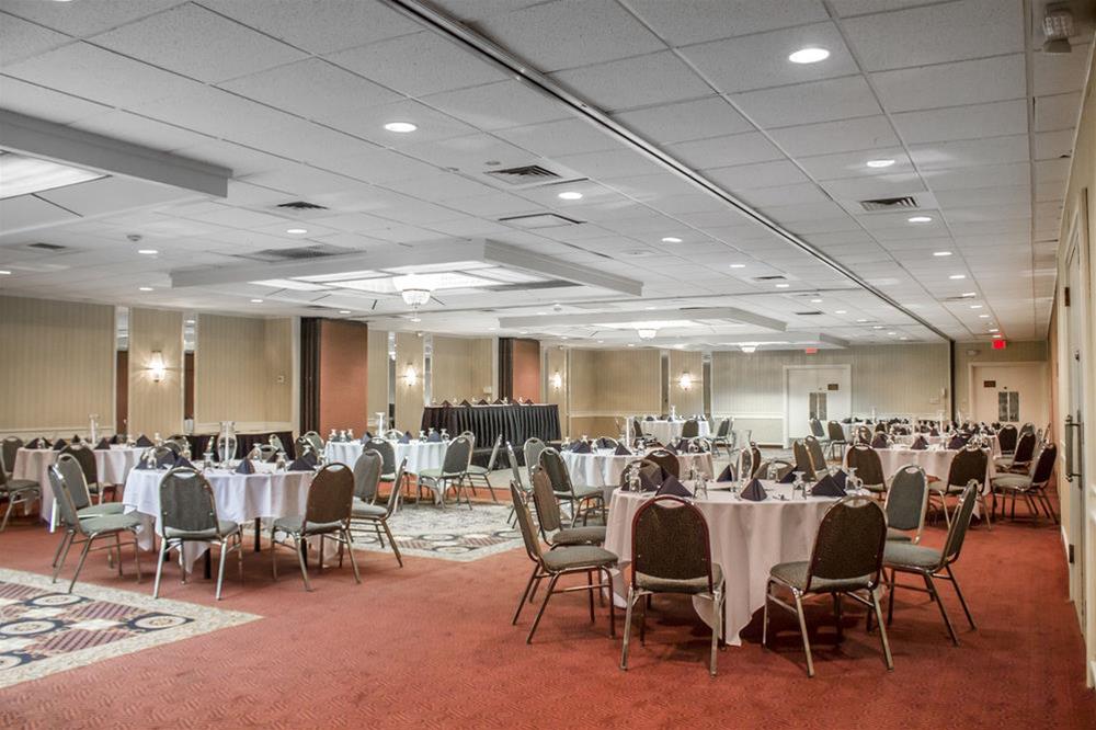 Norwood Inn Hudson Conference Center