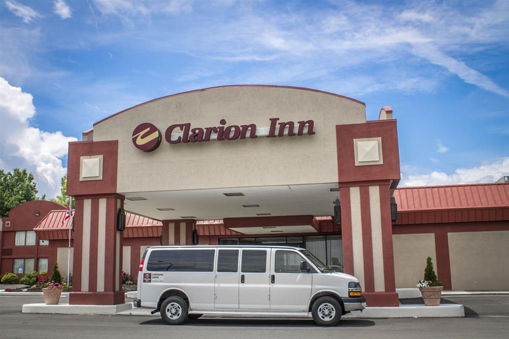 Norwood Inn Hudson Conference Center