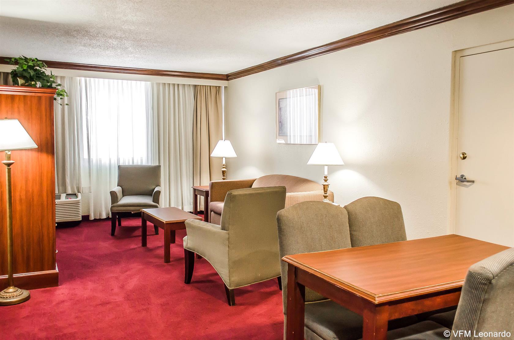 Norwood Inn Hudson Conference Center