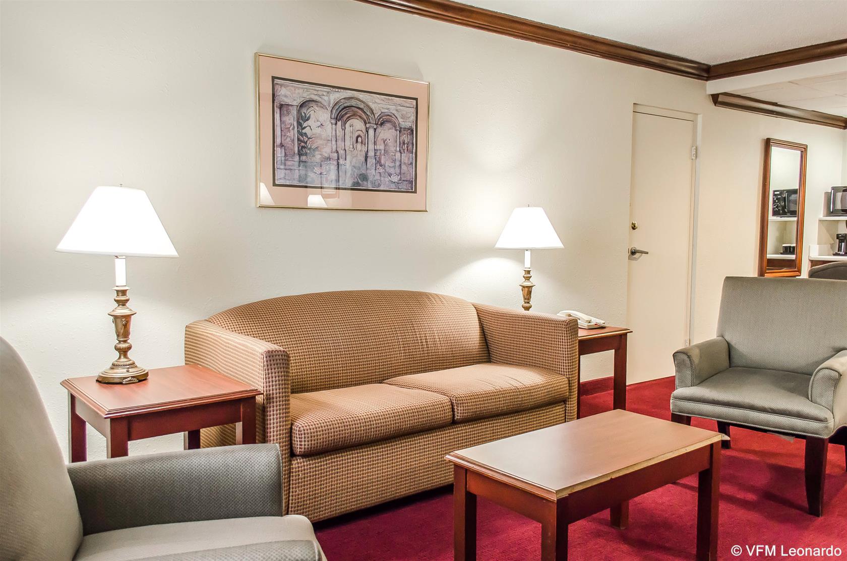 Norwood Inn Hudson Conference Center